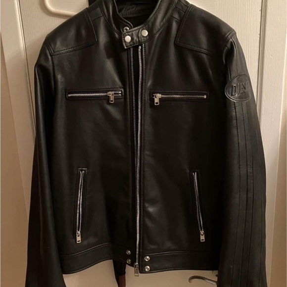Diesel XL leather jacket. 650$. - Picture 4 of 4